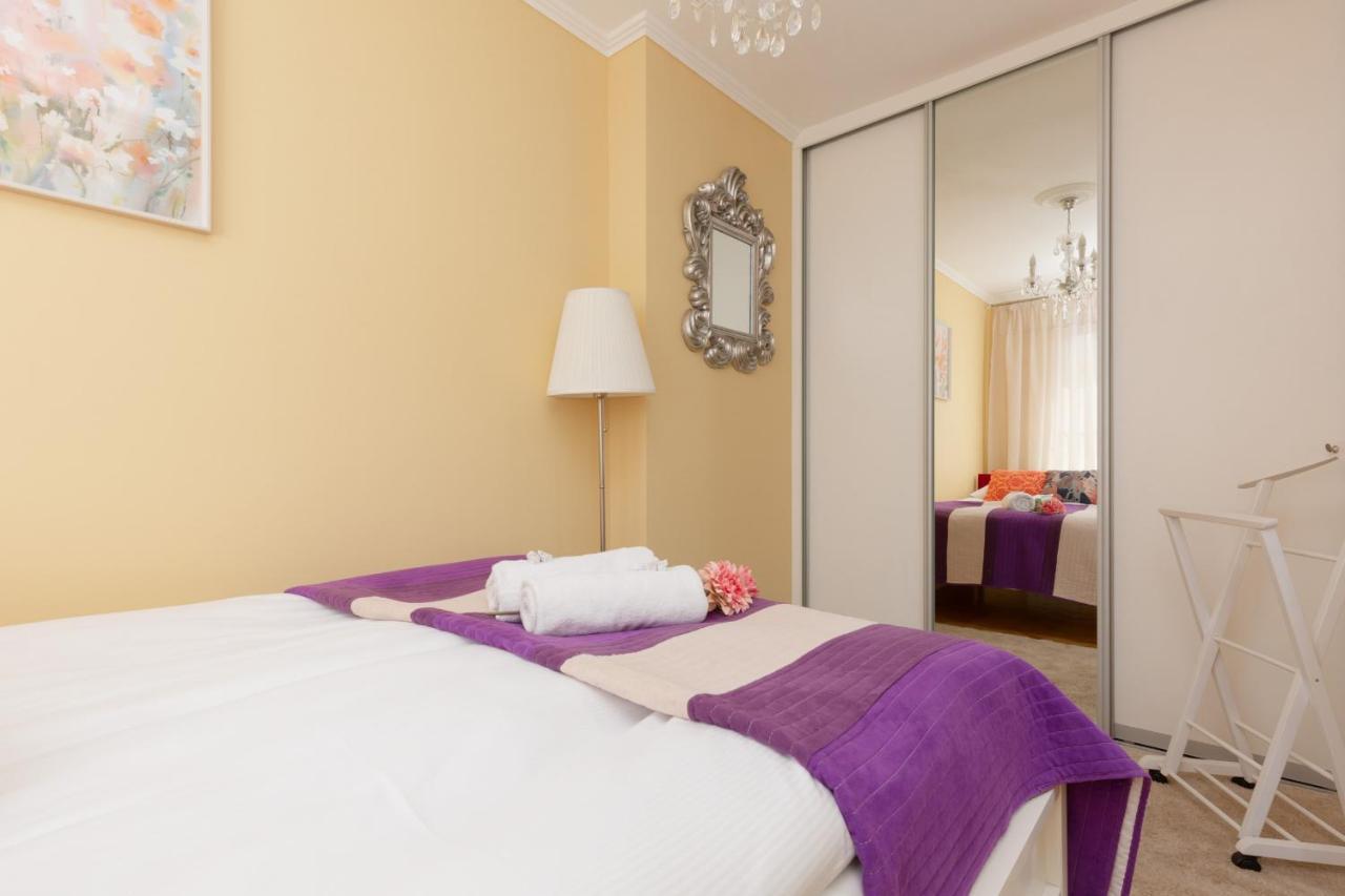 Miodowa Apartment Krasinski Garden Warsaw By Noclegi Renters Varsóvia Exterior foto