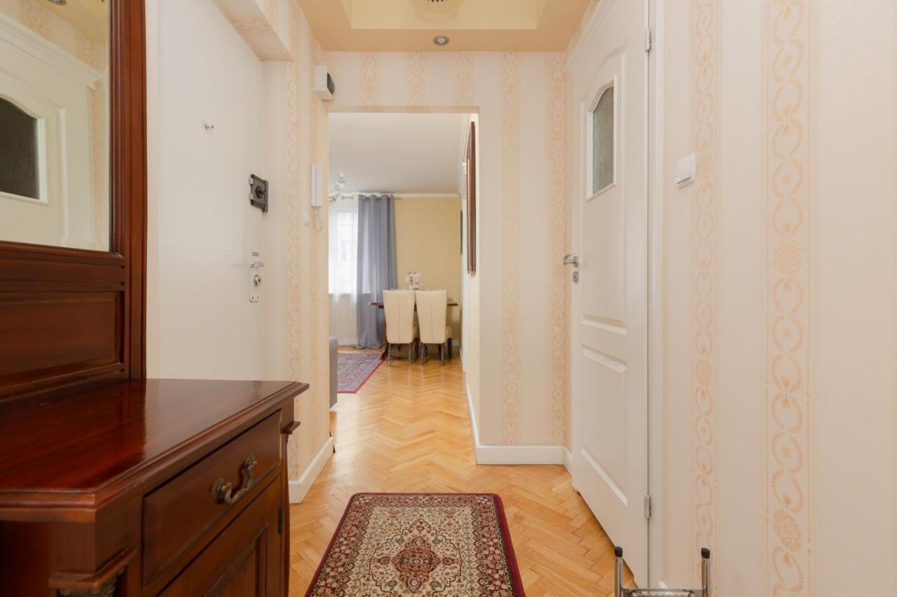 Miodowa Apartment Krasinski Garden Warsaw By Noclegi Renters Varsóvia Exterior foto